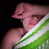 littleboy003's webcam live show