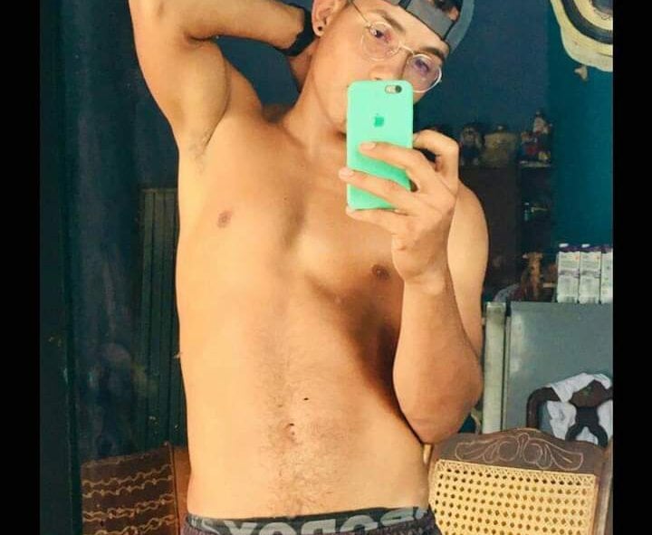 alex_candela's Offline XXX Chat