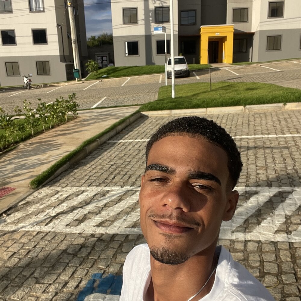 lacsaro from stripchat