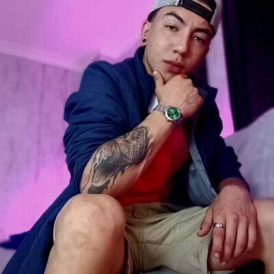 mitchell_owens from stripchat
