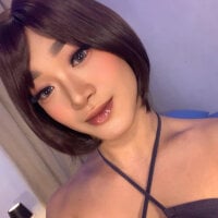 XXX chat uživo modela AsianHugeWildSaussage