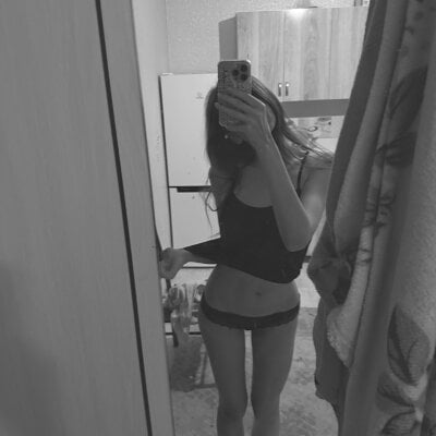 MissDasha - flashing