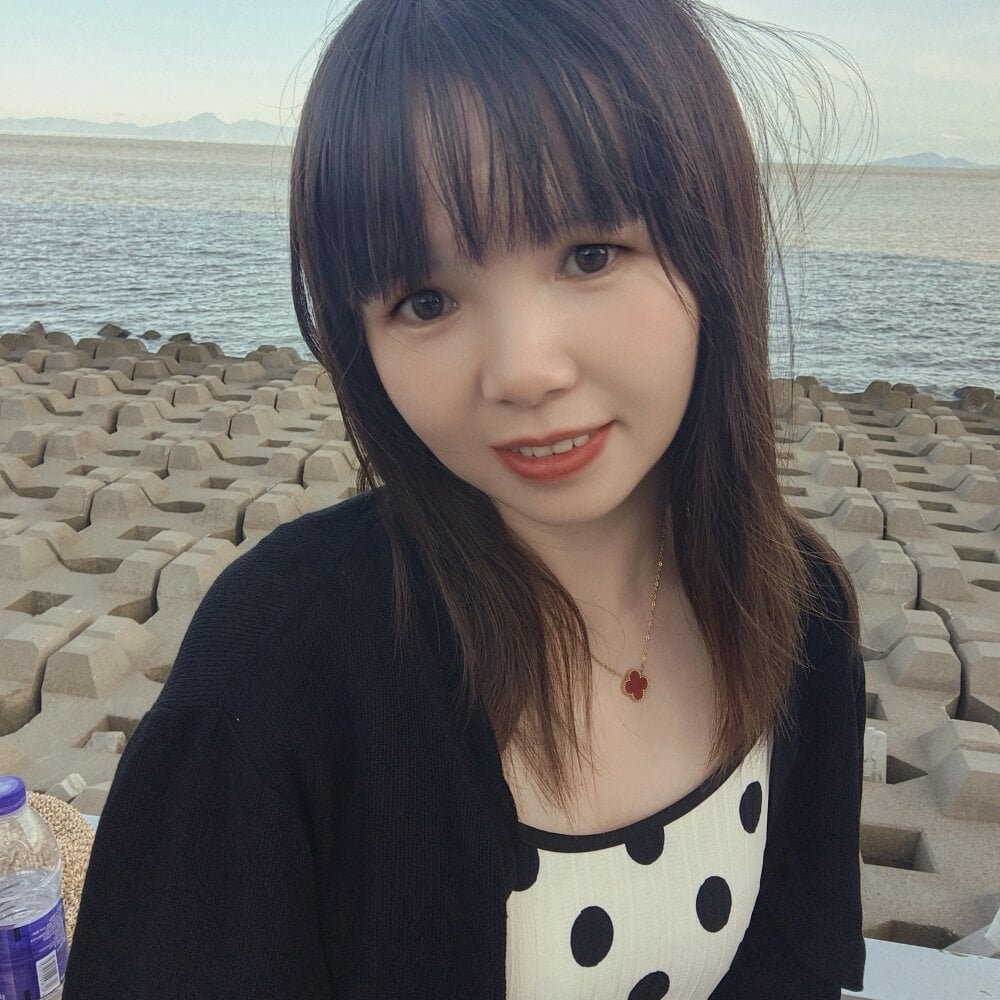 cheapadultsexcams.com summerxiaojiejie livesex profile in chine cams