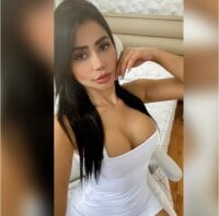 Molly_llaneza offline chatrum