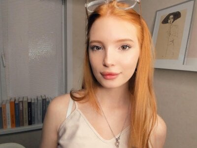 ElletteHakey Female Hairyarmpits Cam Sex