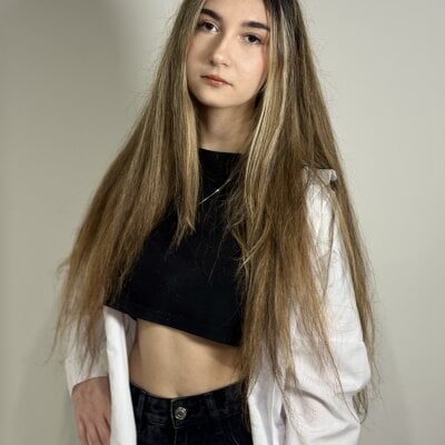 SibleyBeat Female C2c Naked Webcam