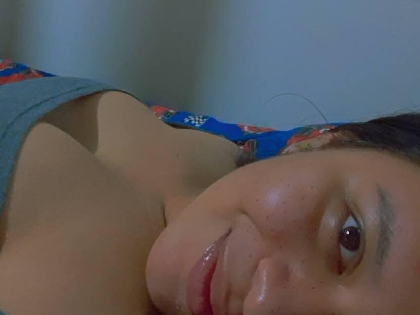 Live sex webcam photo for Yurivii #290857155