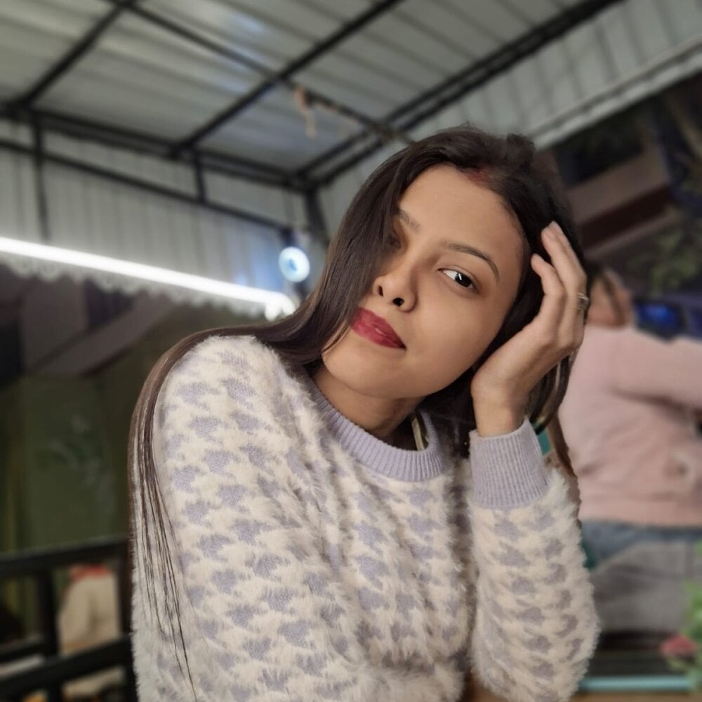 Chat XXX offline de Janvi-ur