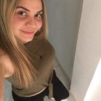 TessaRogers' Offline Chat Room