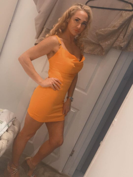 Flirty_SpoiledSophia's Offline XXX Chat