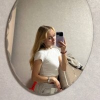 lunaaure's webcam live show