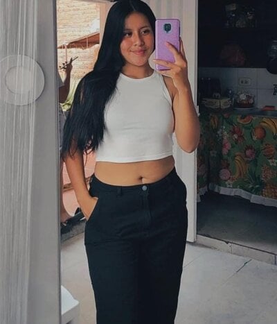 Laura55_