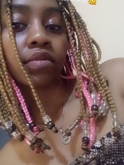 cuttie_sasha on StripChat