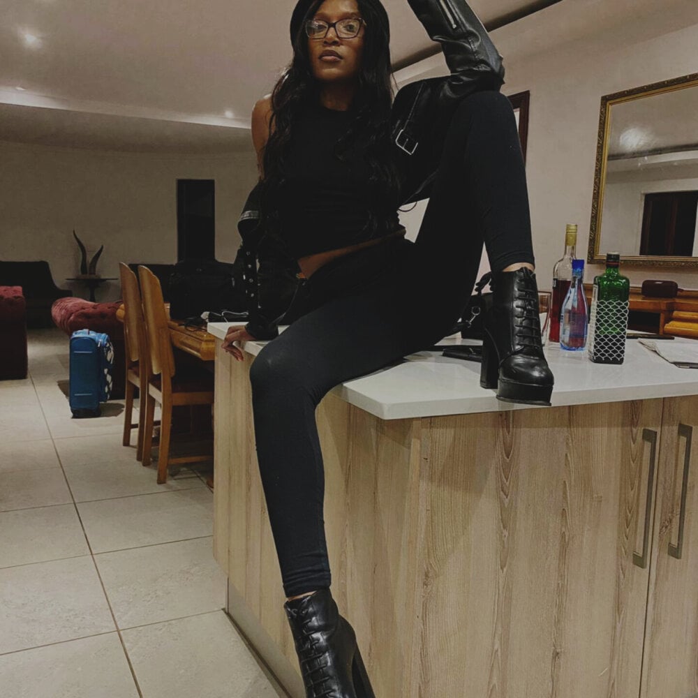 SlimPanther profile