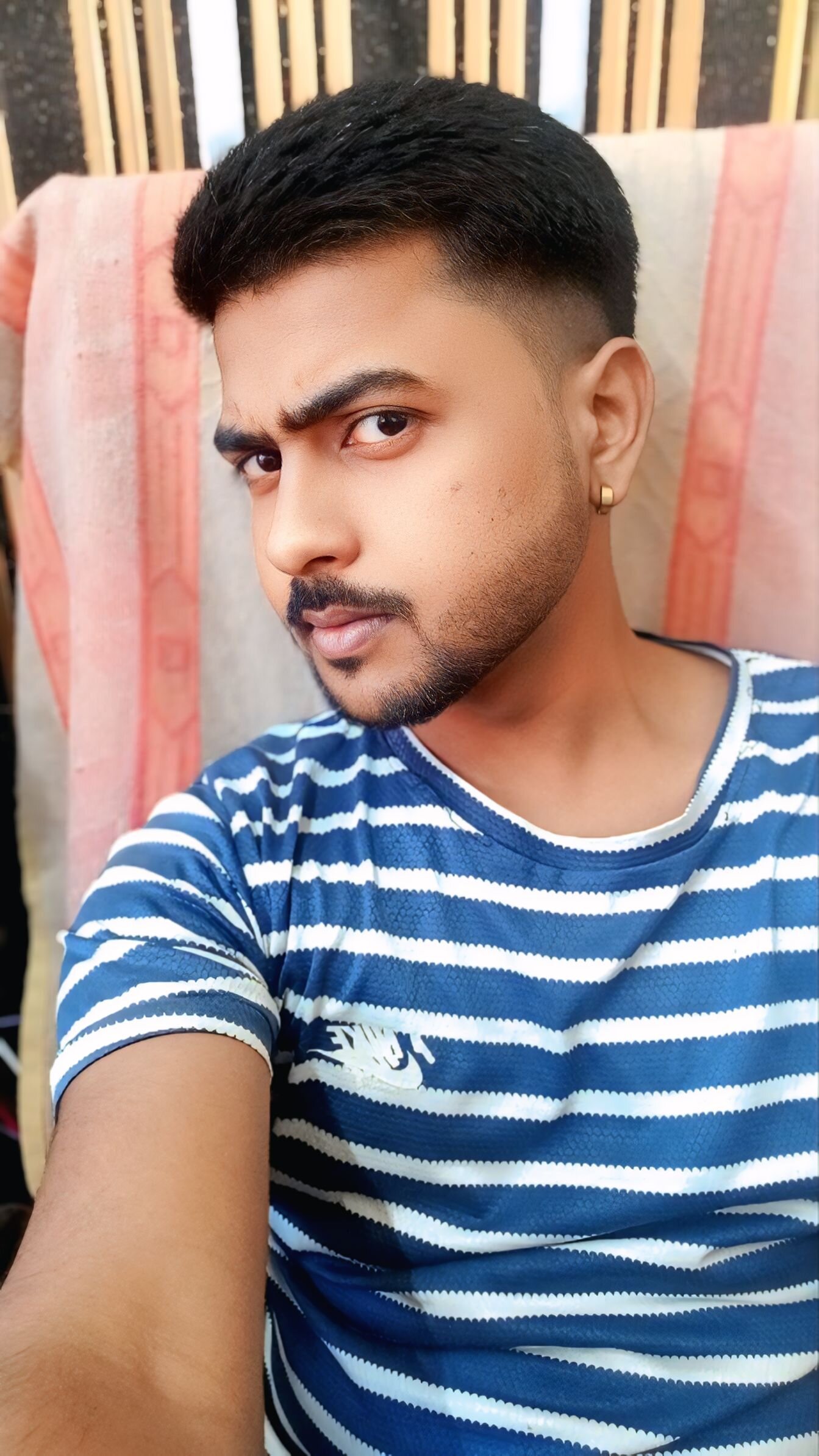 Hot_Boy_Smashing07
