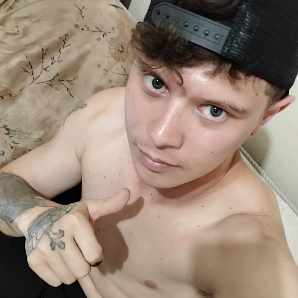erickdlima1's Offline Chat Room