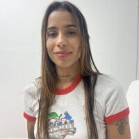 Horny_Cam11's Offline XXX Chat