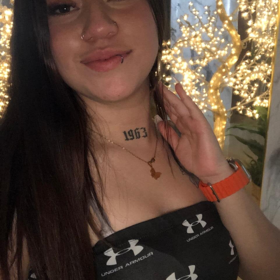 ivy_lodge_s profile