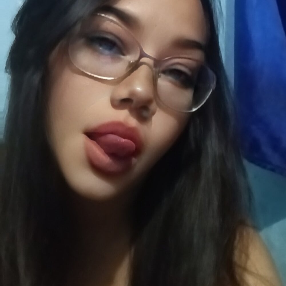 Carla_falcon profile