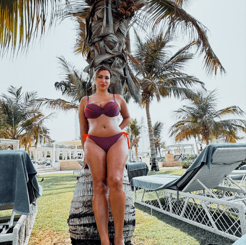 soniajoy webcam profile - Canadian