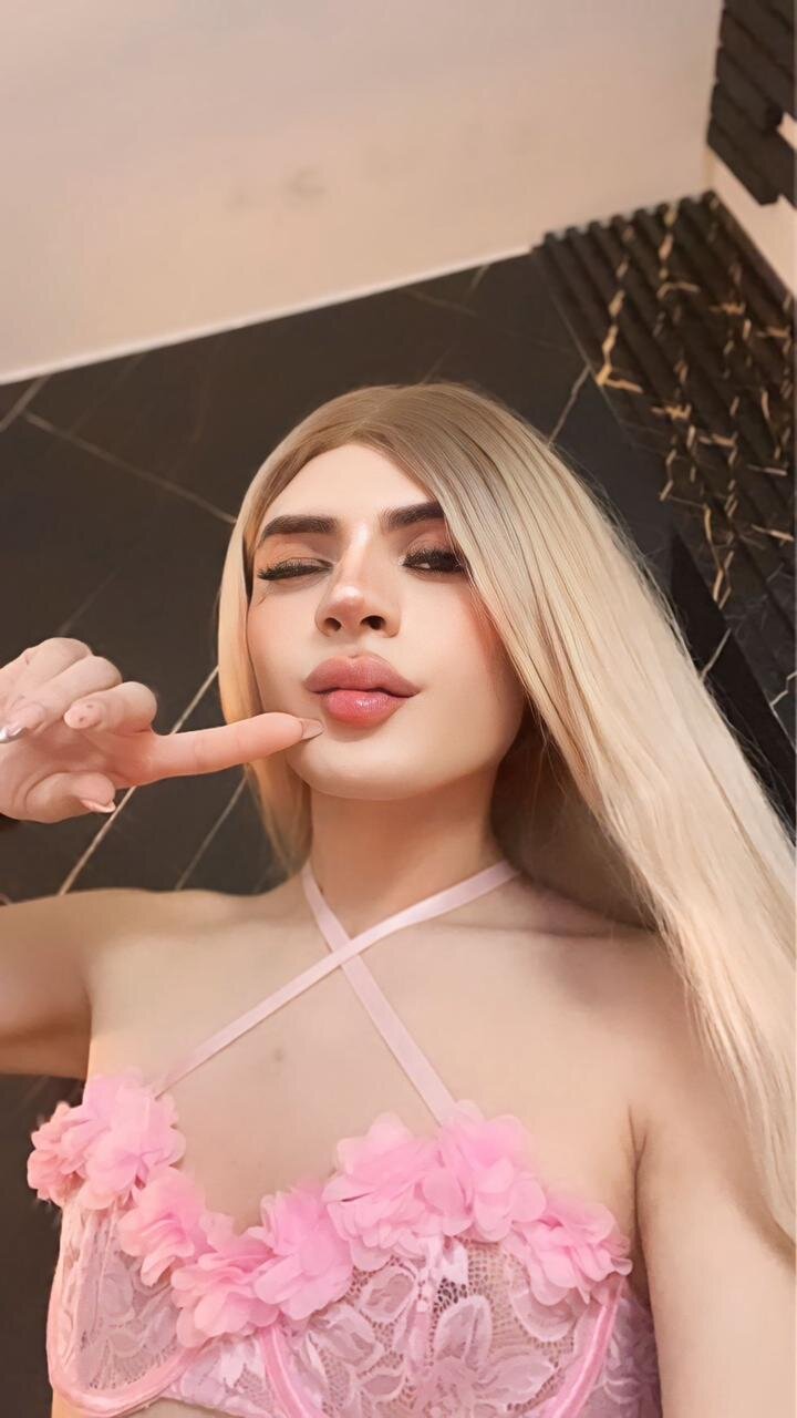 _emily_bunny_