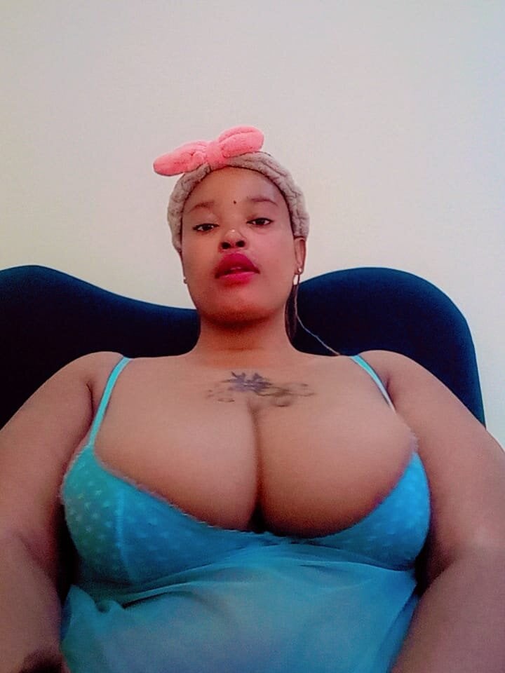 Lolo Boobs 111