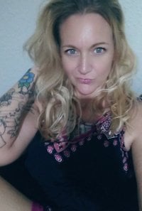 Collettechamony offline chatrum