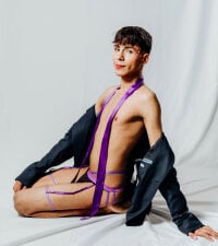 PrincePoppy's webcam live show