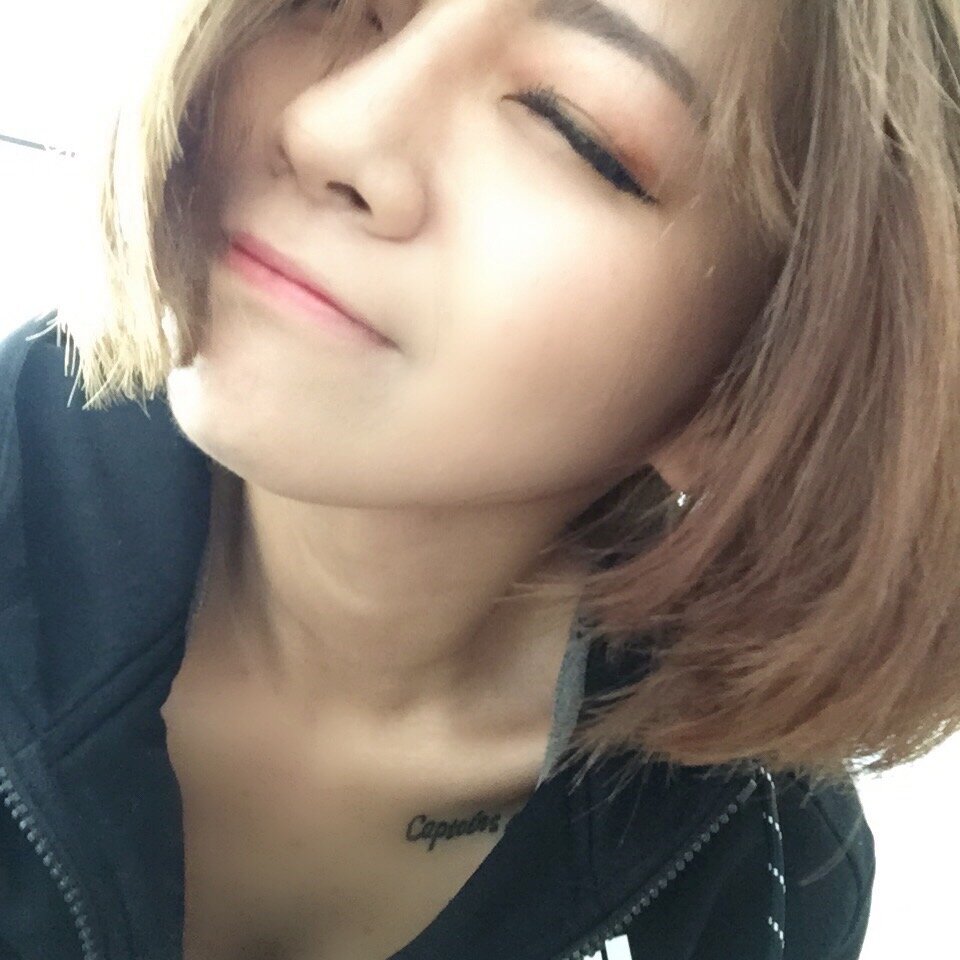 AliceVVV 🐲 naked cam chat