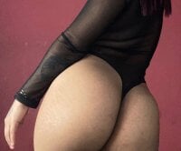 OnlyPaola's webcam live show