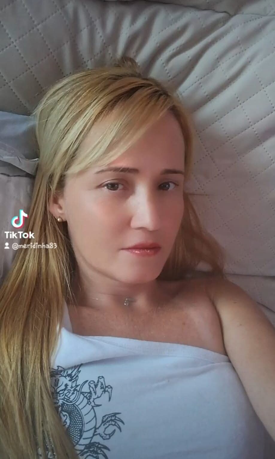 amateursex-livecam.com _-_-_gostosa_-_- livesex profile in hairy cams