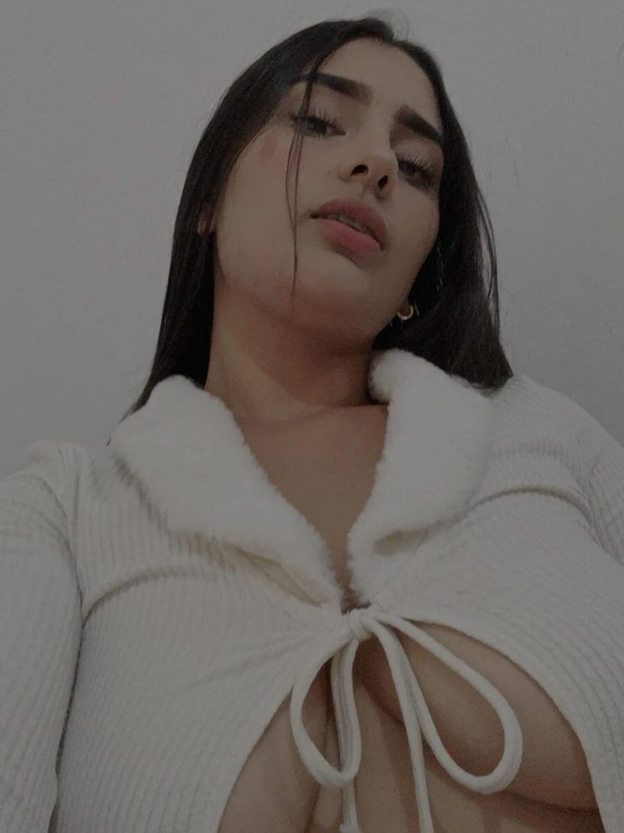 aliciaconnors profile