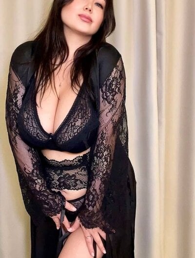 GraceOnyx Female Bigtitsbrunettes Live Webcam Chat
