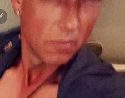 usemeplz Live Cam on StripChat and RICams