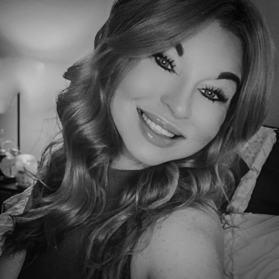 LeeLooLoves
