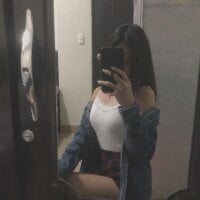 HOTCUTFRESITA's webcam live show
