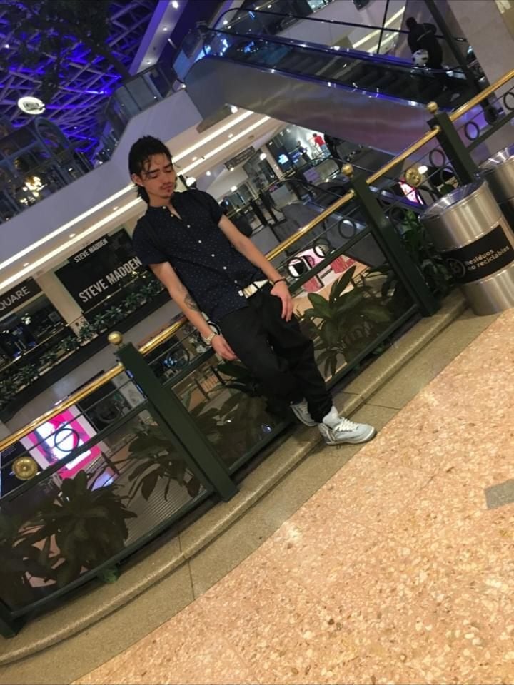 gazzy_cock profile