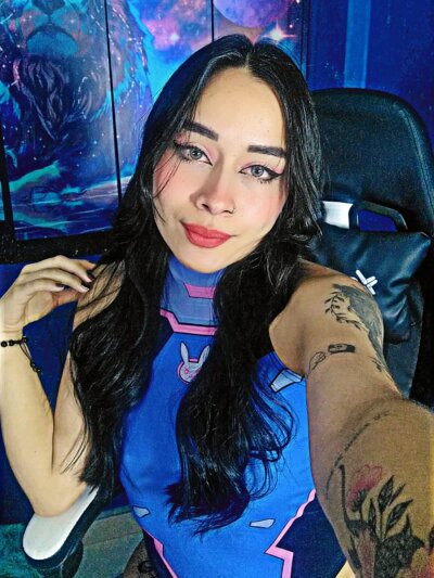 Sue0 Live Cam on StripChat and RICams