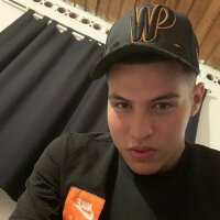 lioncachorro's Offline XXX Chat