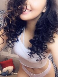 ridewithmina's Offline Chat Room