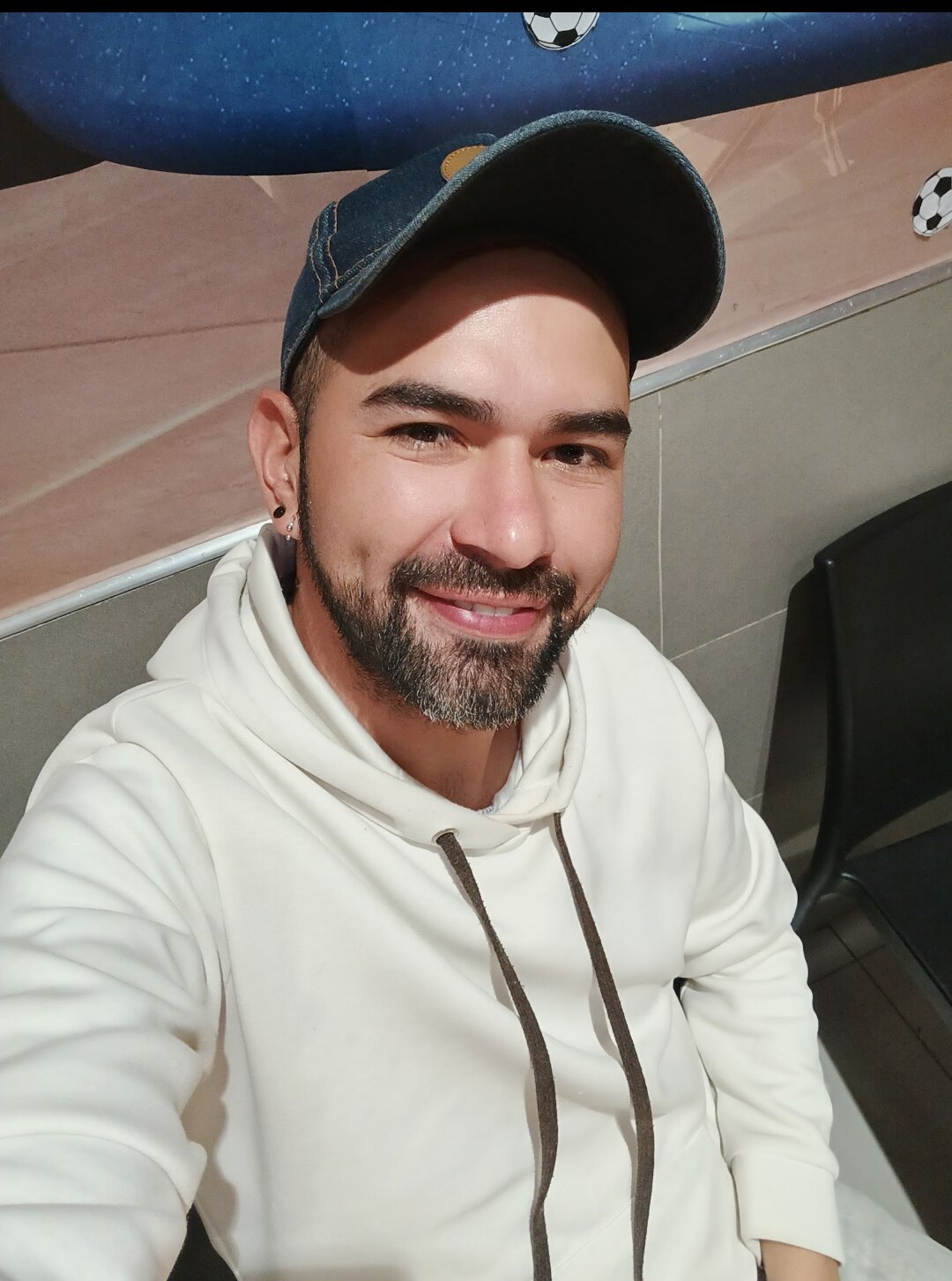 hairyuncutmen