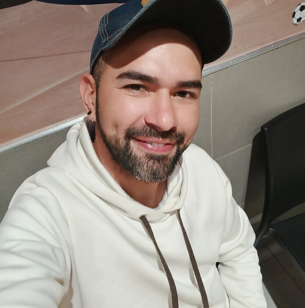 hairyuncutmen