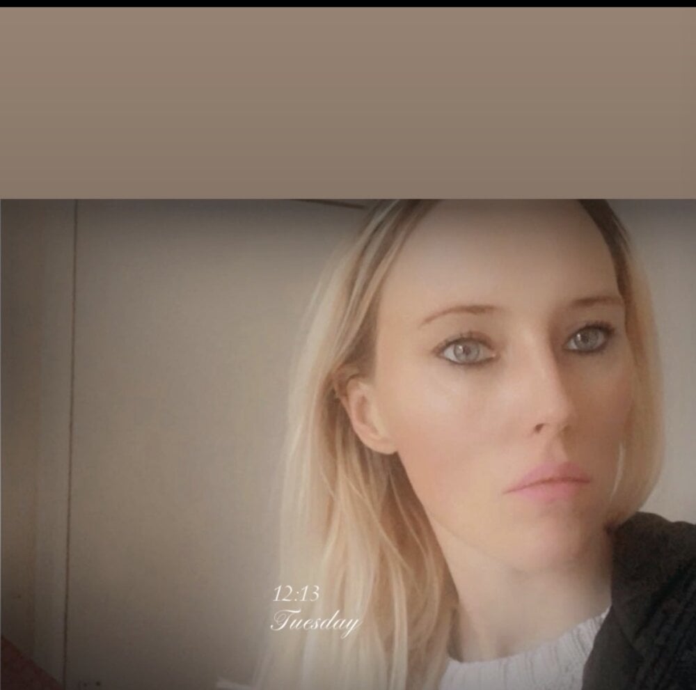 sexcam-girls.com mshailey1 livesex profile in 5-miles-from-you cams