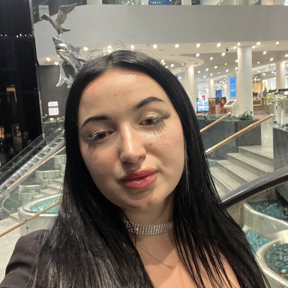 sexcam3d.net LoveMiQueen1 livesex profile in caucasian cams