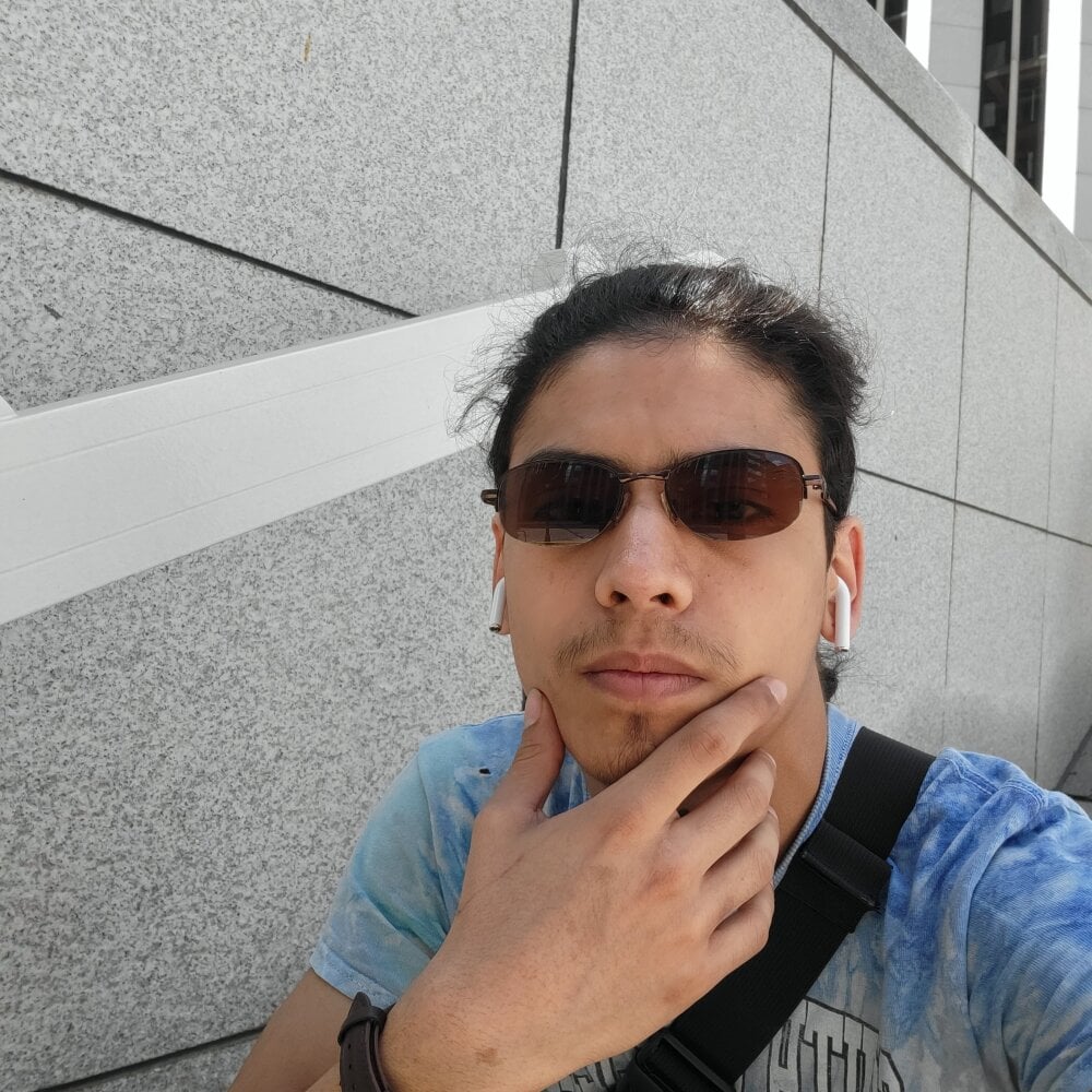 latinlover3500 from stripchat