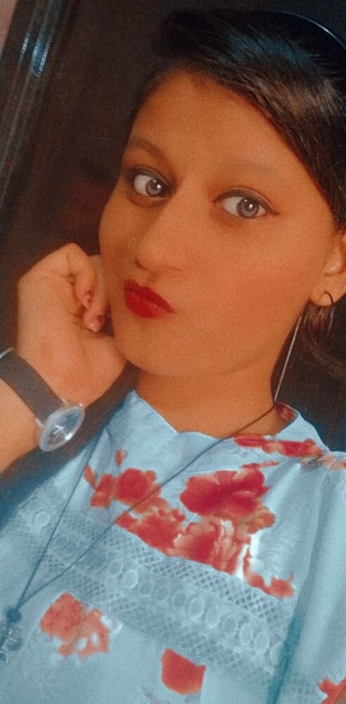 HOT-LOVELY