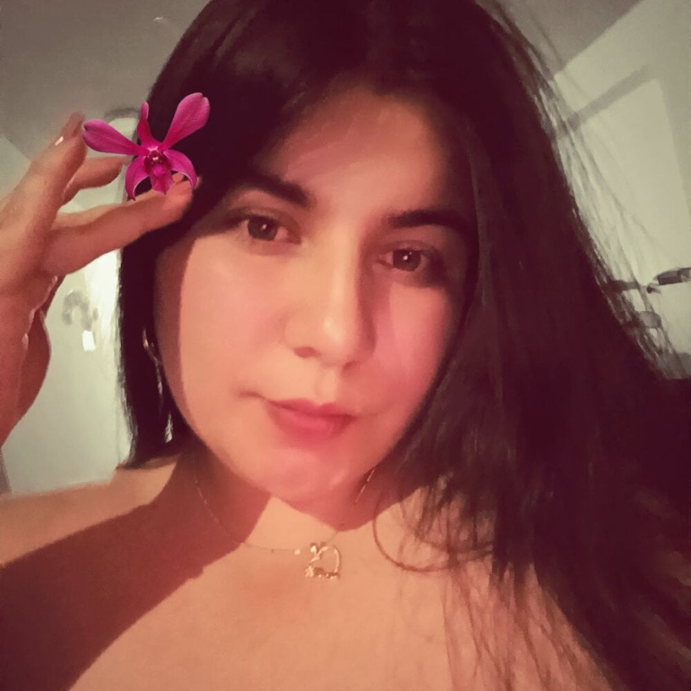 sof12-15 webcam profile - Dominican