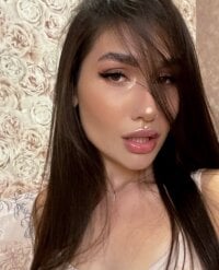 LillianBel's Offline Chat Room
