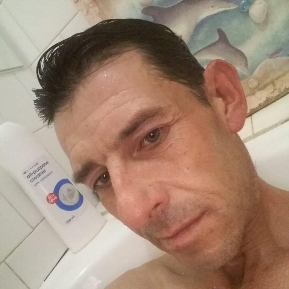 Hardcaveman100's Offline XXX Chat