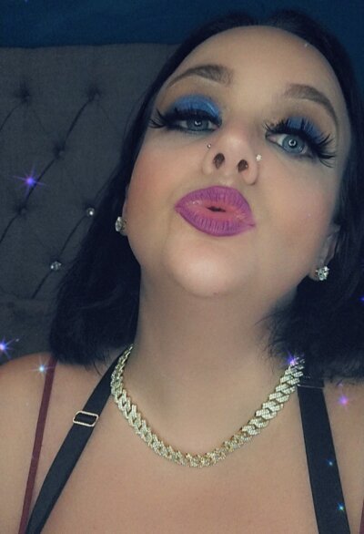 Vídeos sexuales y shows de cámaras grabados de Rocksdabaddie | Stripchat